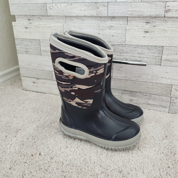 Bogs Other - Bogs Kids Classic II Boots